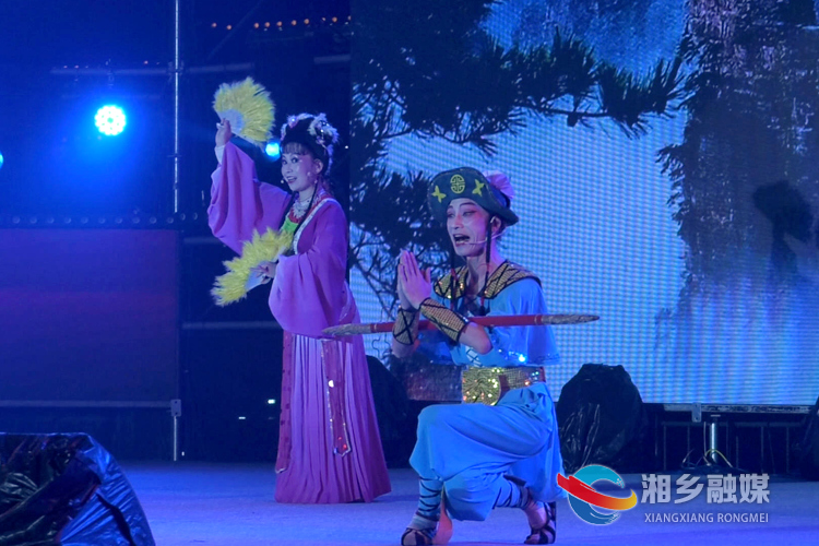 花鼓戲?qū)觥?jpg